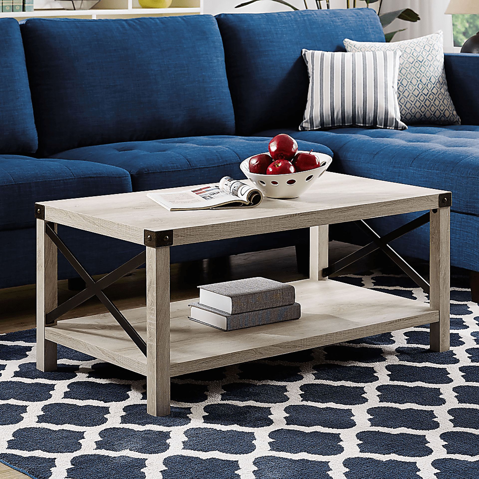 Shamblin White Cocktail Table - Image 4