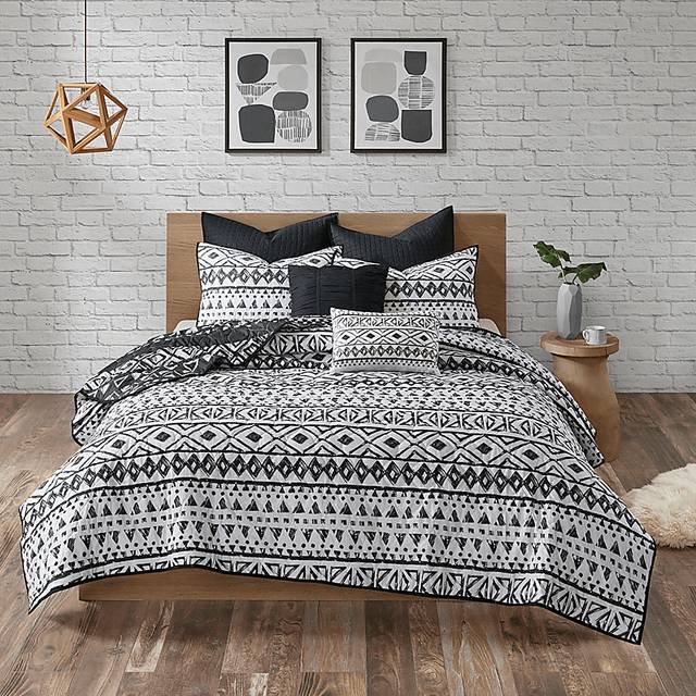 Shamilar Black 7 Pc King/California King Coverlet Set - Thumbnail - Image 14