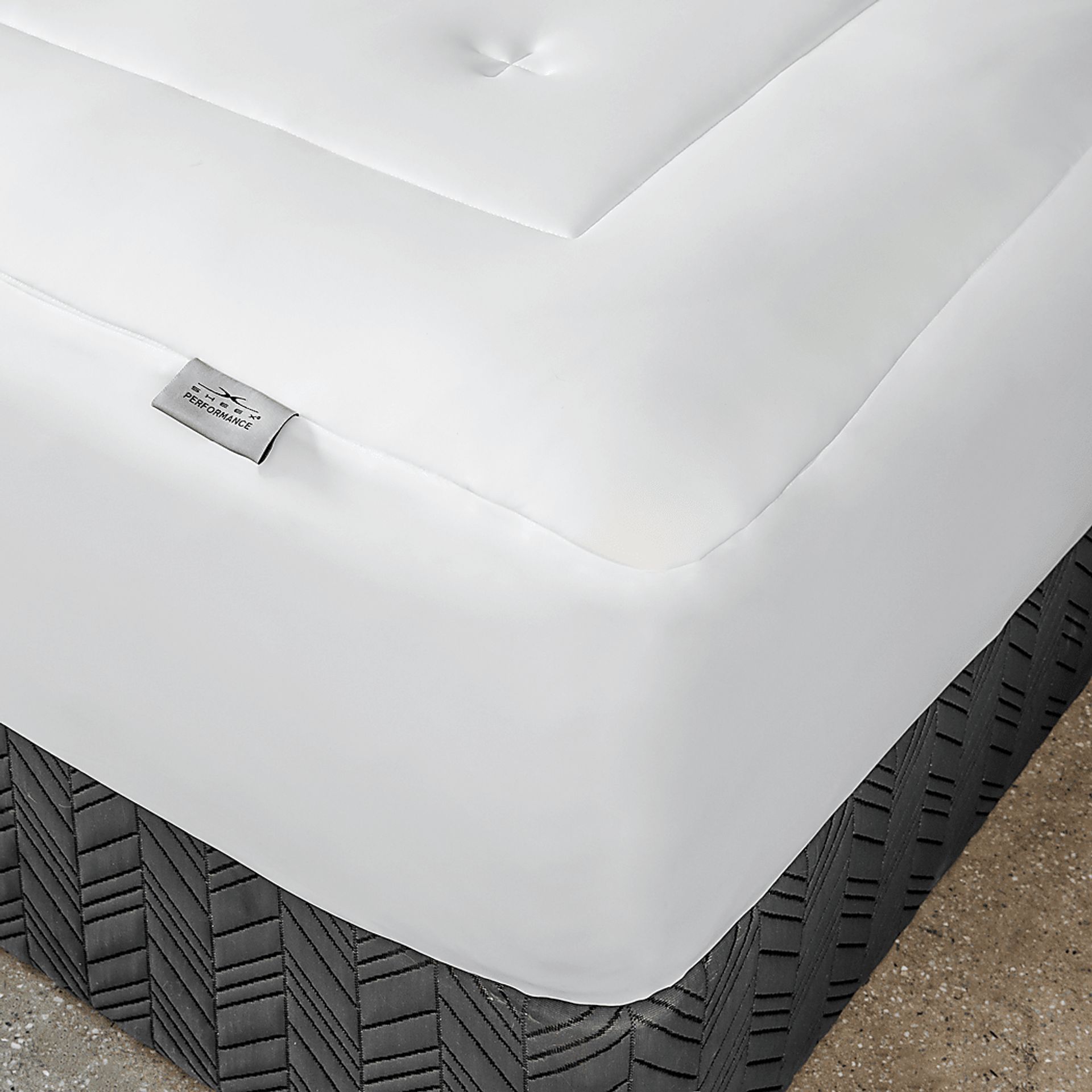 SHEEX Recovers Gen 2 Queen Mattress Protector - Image 2