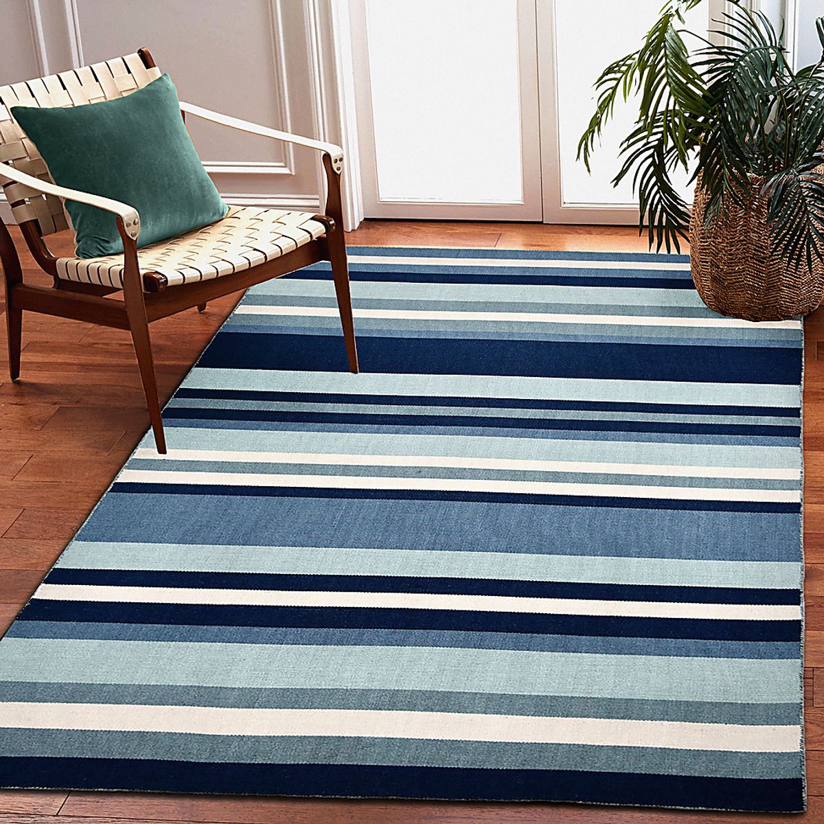Shirnul Blue Outdoor Rugs | Rooms to Go