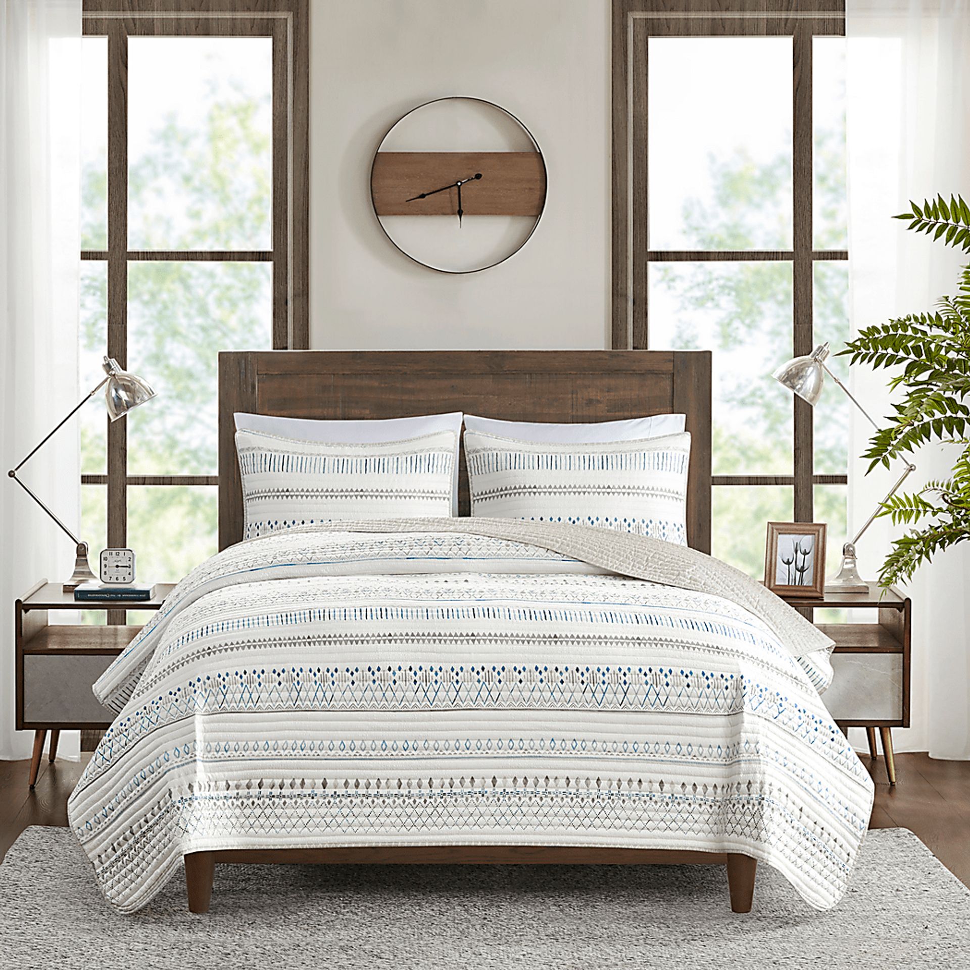 Shofner Taupe 3 Pc Full/Queen Quilt Set - Image 2