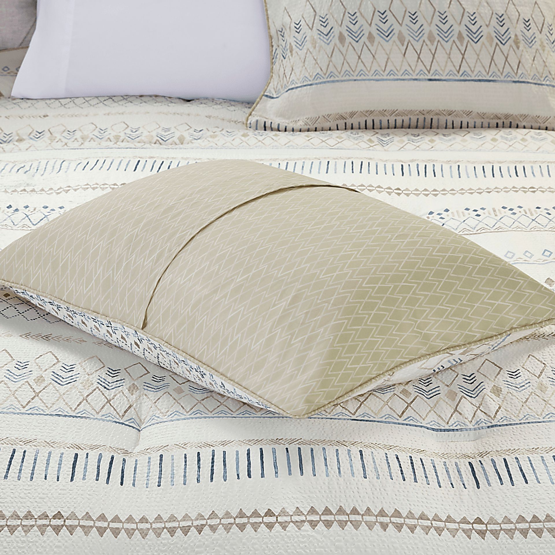 Shofner Taupe 5 Pc Full/Queen Comforter Set - Image 10