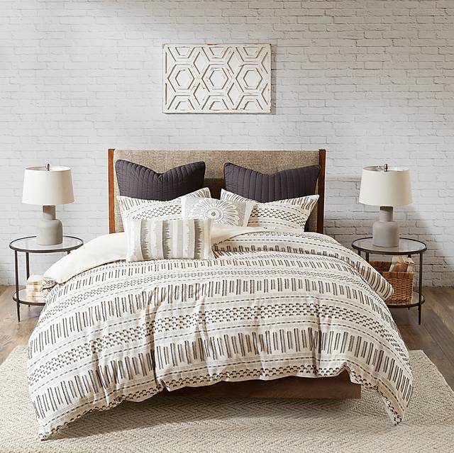 Shrader Ivory Charcoal 3 Pc King/California King Comforter Set - Thumbnail - Image 2