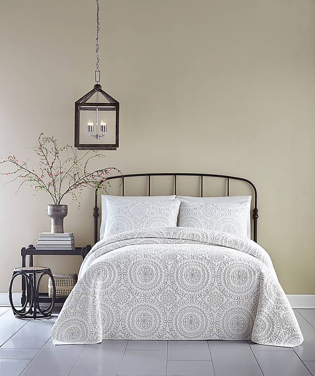Sibel Gray King Quilt - Thumbnail - Image 1