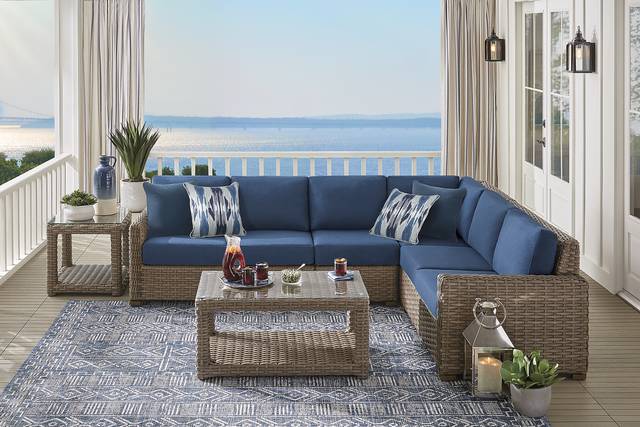 Siesta Key Driftwood 4 Pc Outdoor Sectional with Ink Cushions - Thumbnail - Image 2