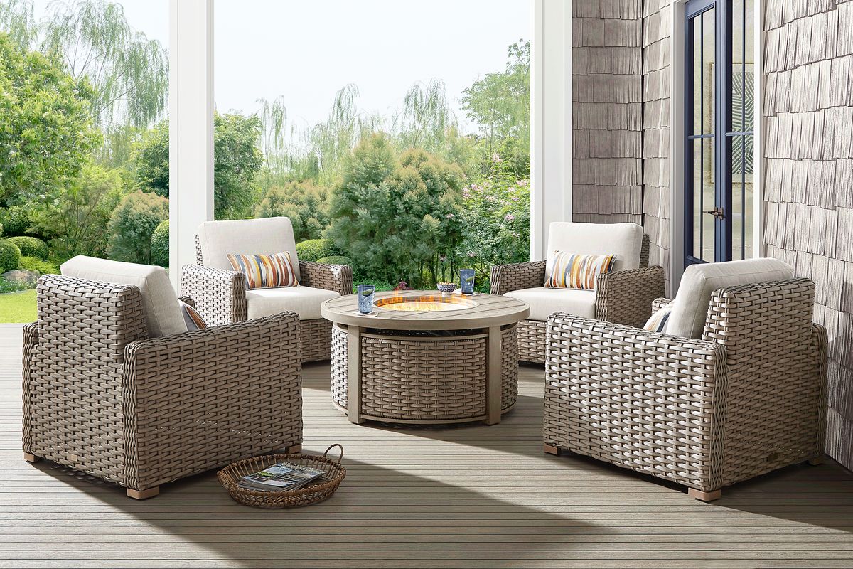 Siesta Key Driftwood Finish 5 Pc Outdoor Fire Pit Chat Set with Desert Cushions