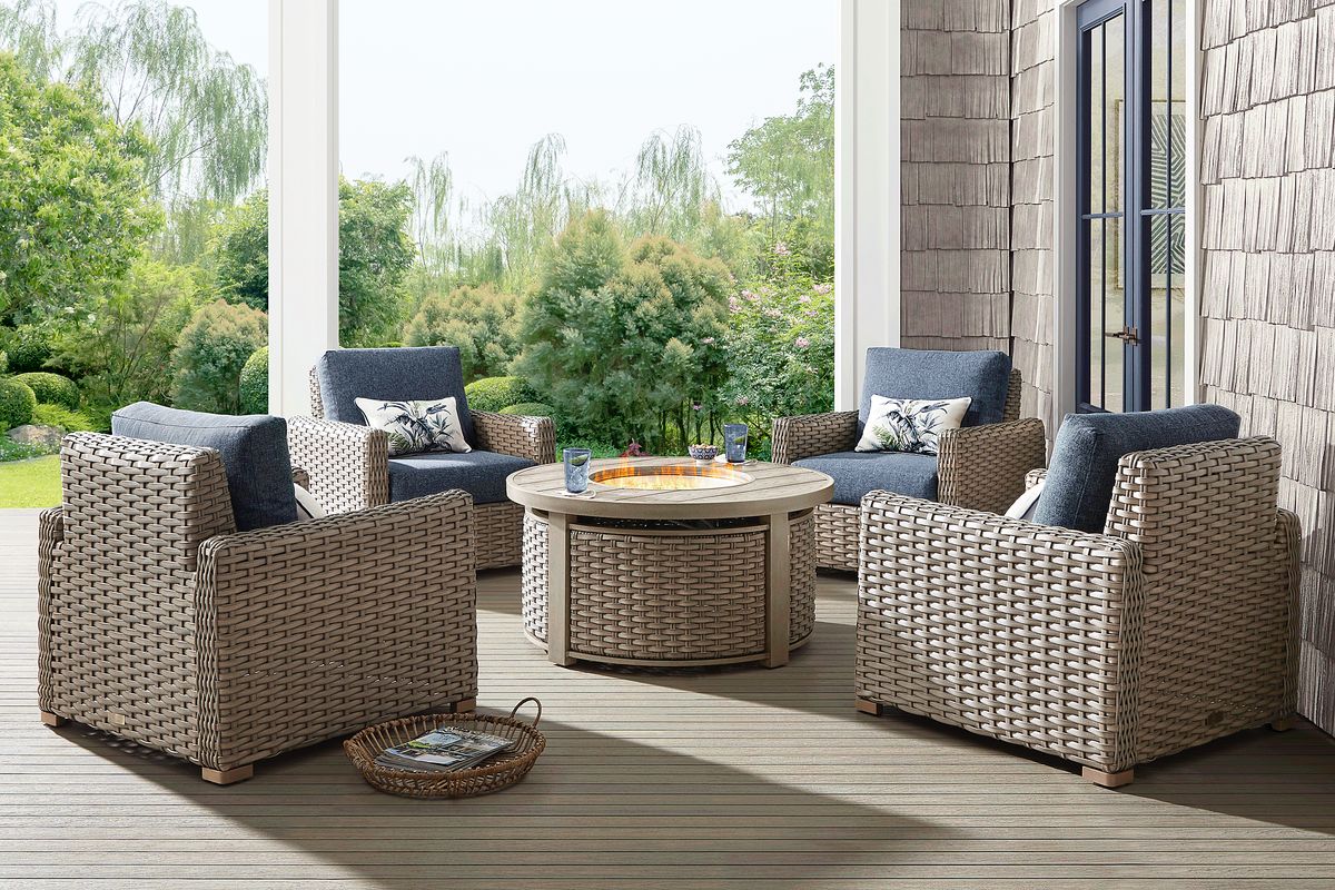 Siesta Key Driftwood Finish 5 Pc Outdoor Fire Pit Chat Set with Ink Cushions