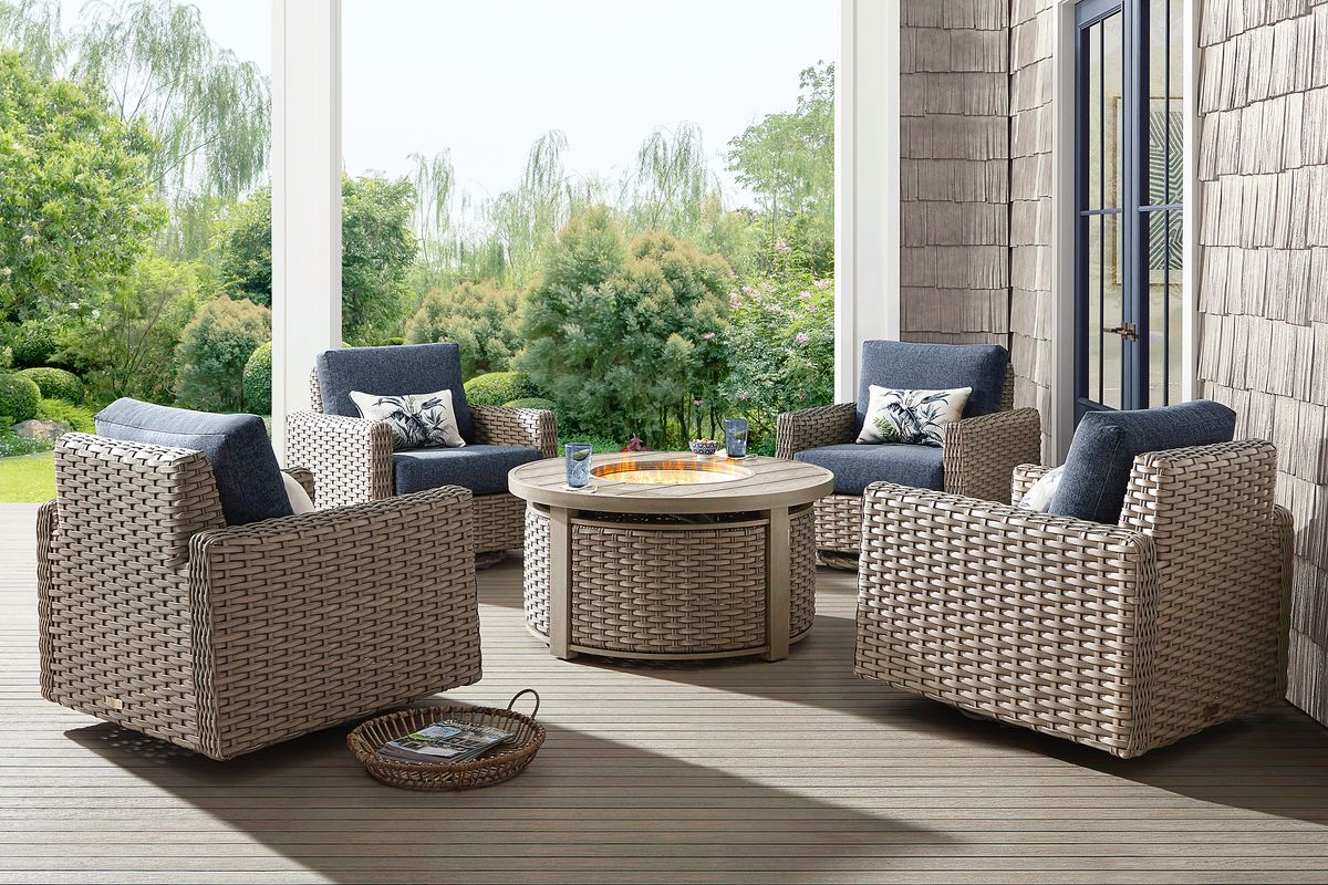 Siesta Key Driftwood Finish 5 Pc Outdoor Fire Pit Swivel Chat Set with Ink Cushions