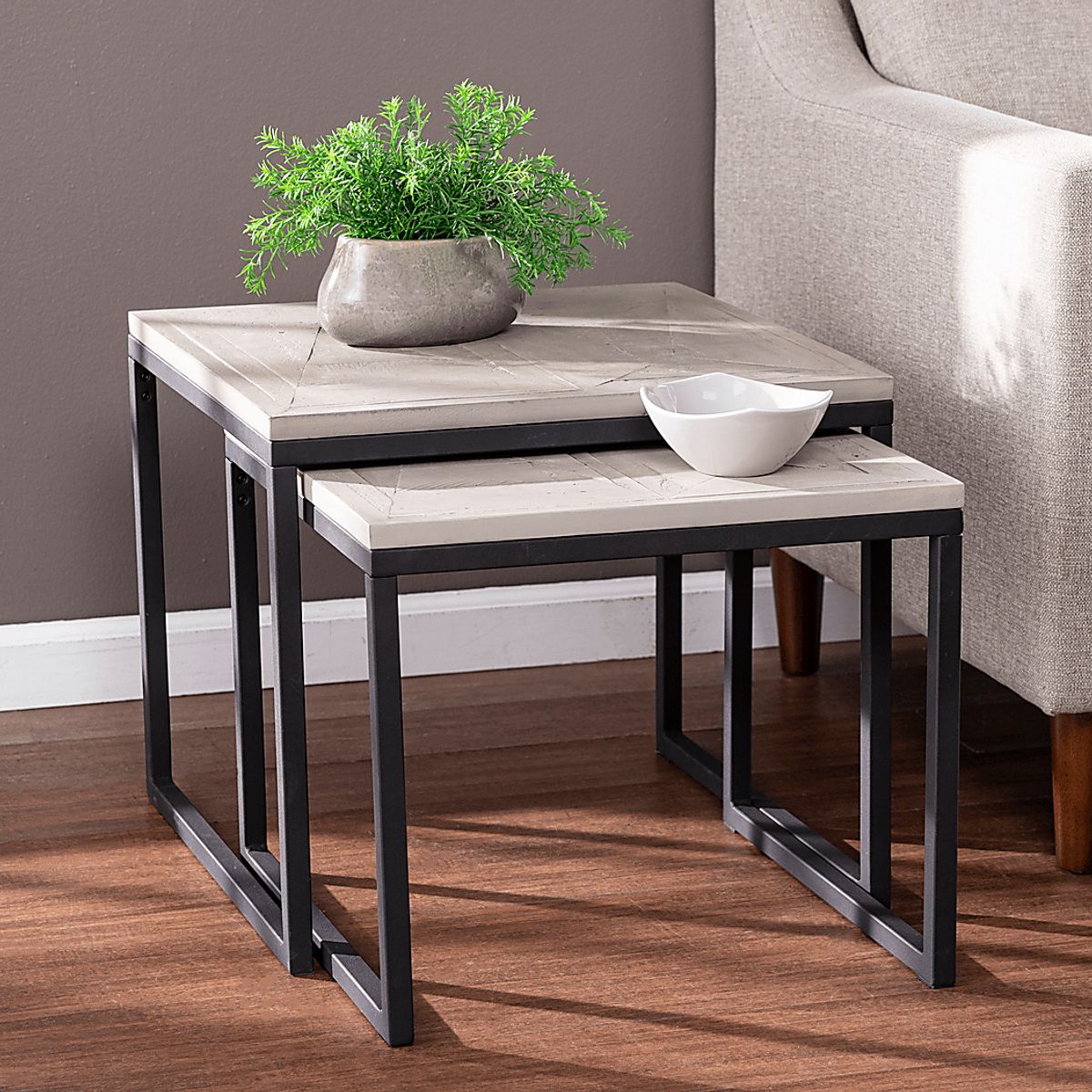 Silliman Gray Nesting Tables, Set Of 2 | Rooms to Go