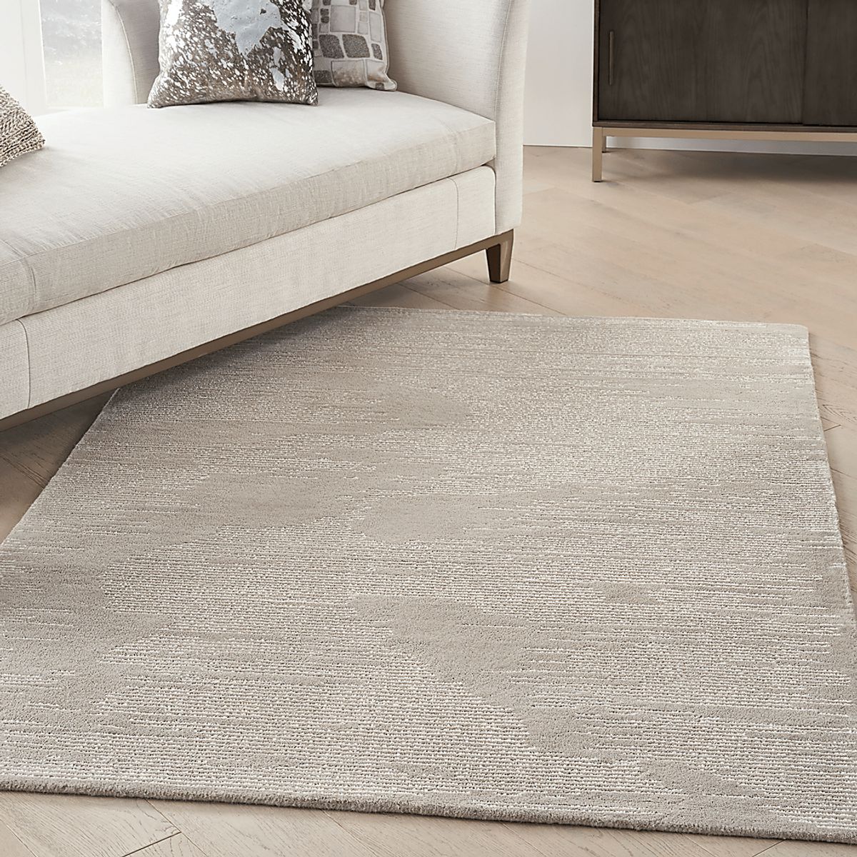 Silver Falls Beige Rug | Rooms to Go