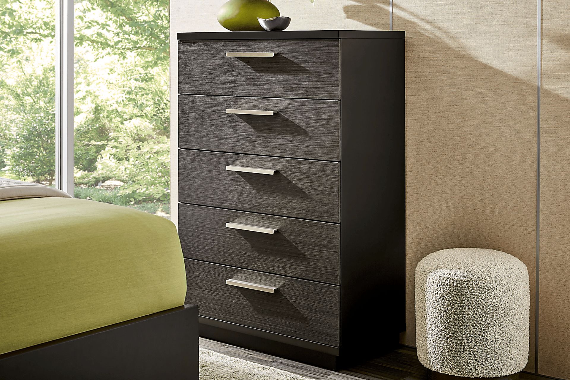Silverchase Dark Brown Chest - Image 2