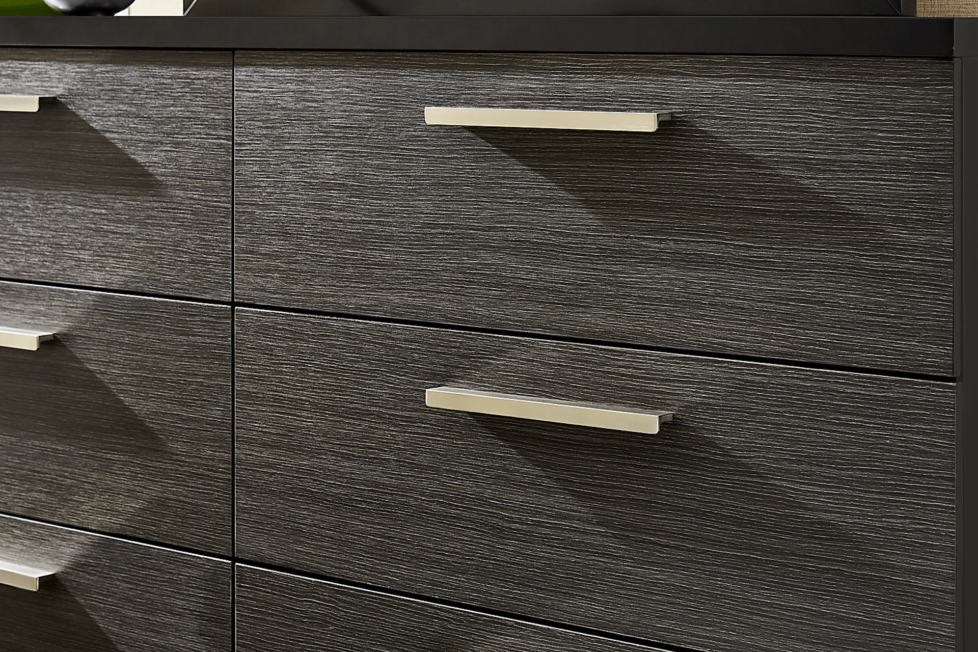 Silverchase Dark Brown 5 Pc Queen Panel Bedroom - Image 9