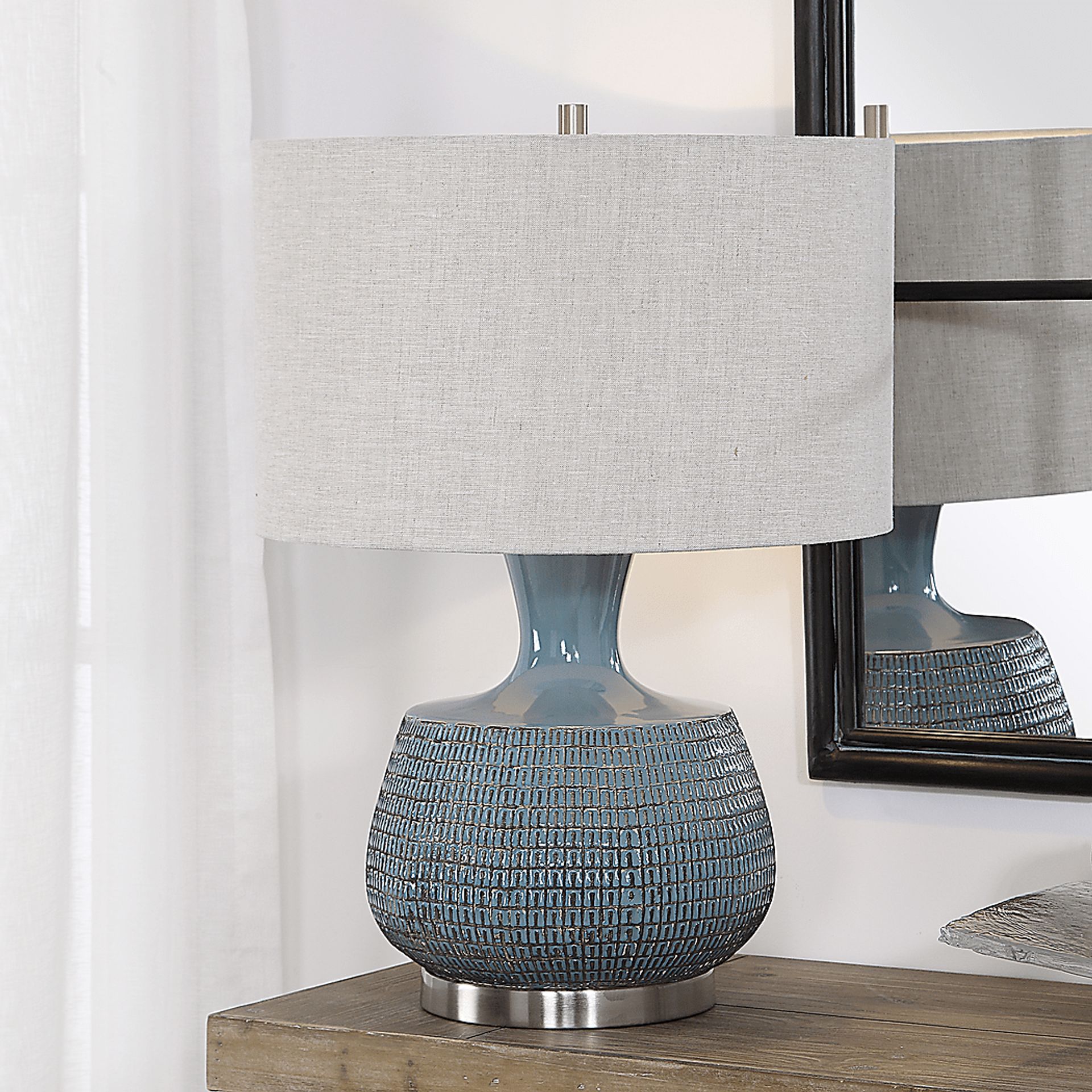 Siobhan Oaks Blue Lamp - Image 3