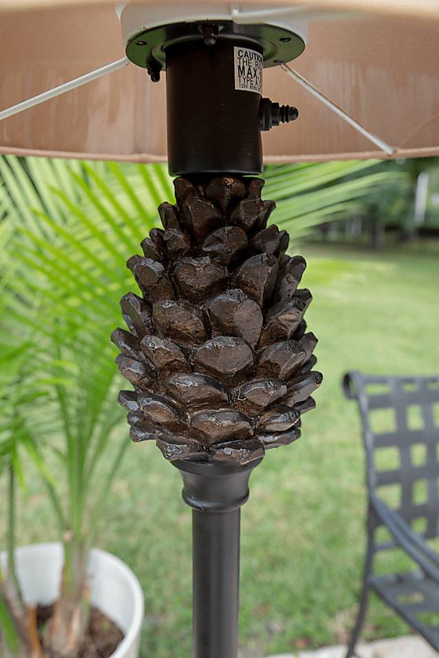 Sitka Spruce Brown Outdoor Floor Lamp - Thumbnail - Image 6