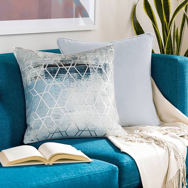 Skayla Silver Accent Pillow - Thumbnail - Image 5