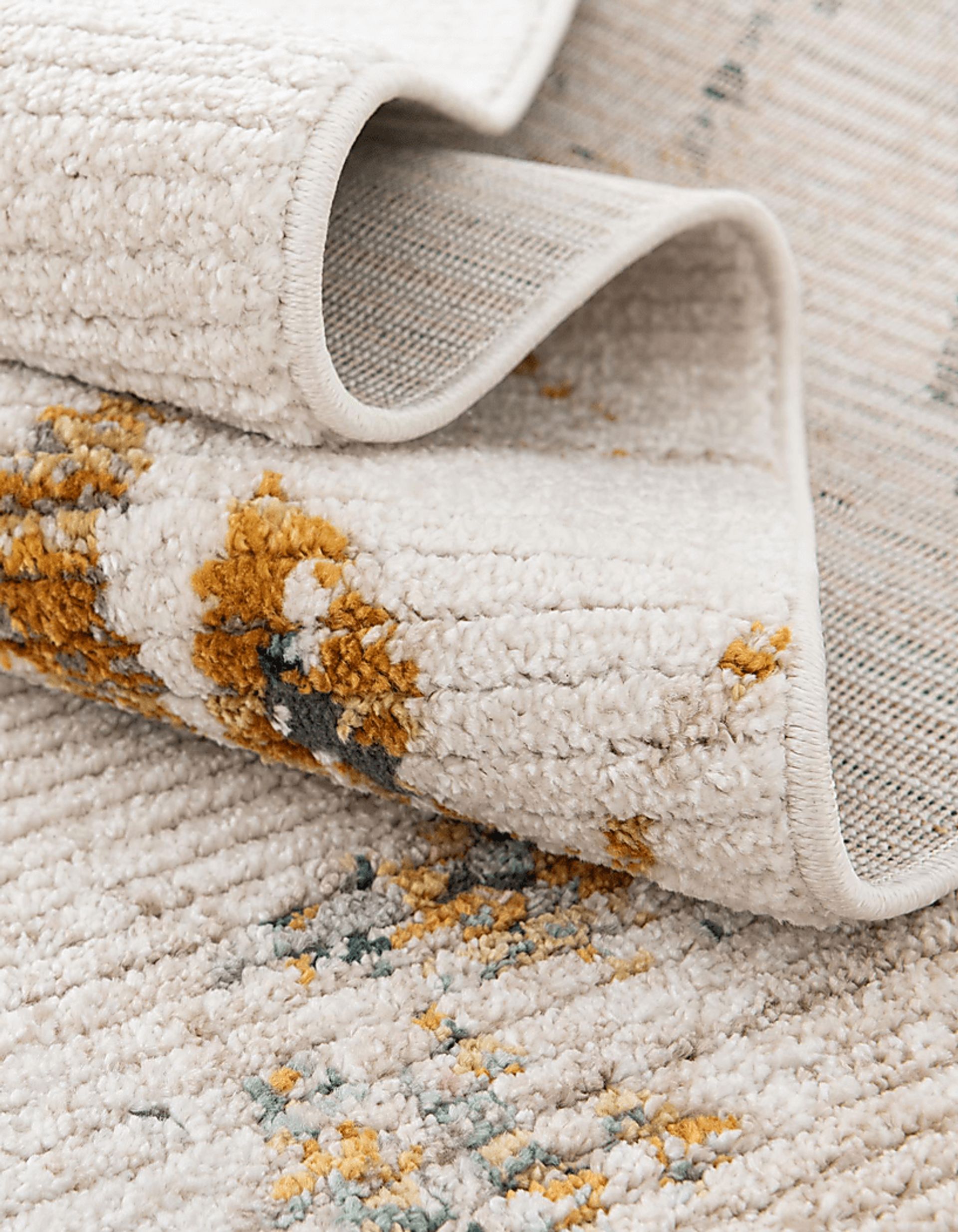 Skehive Multi 5'3 x 8' Rug - Image 7