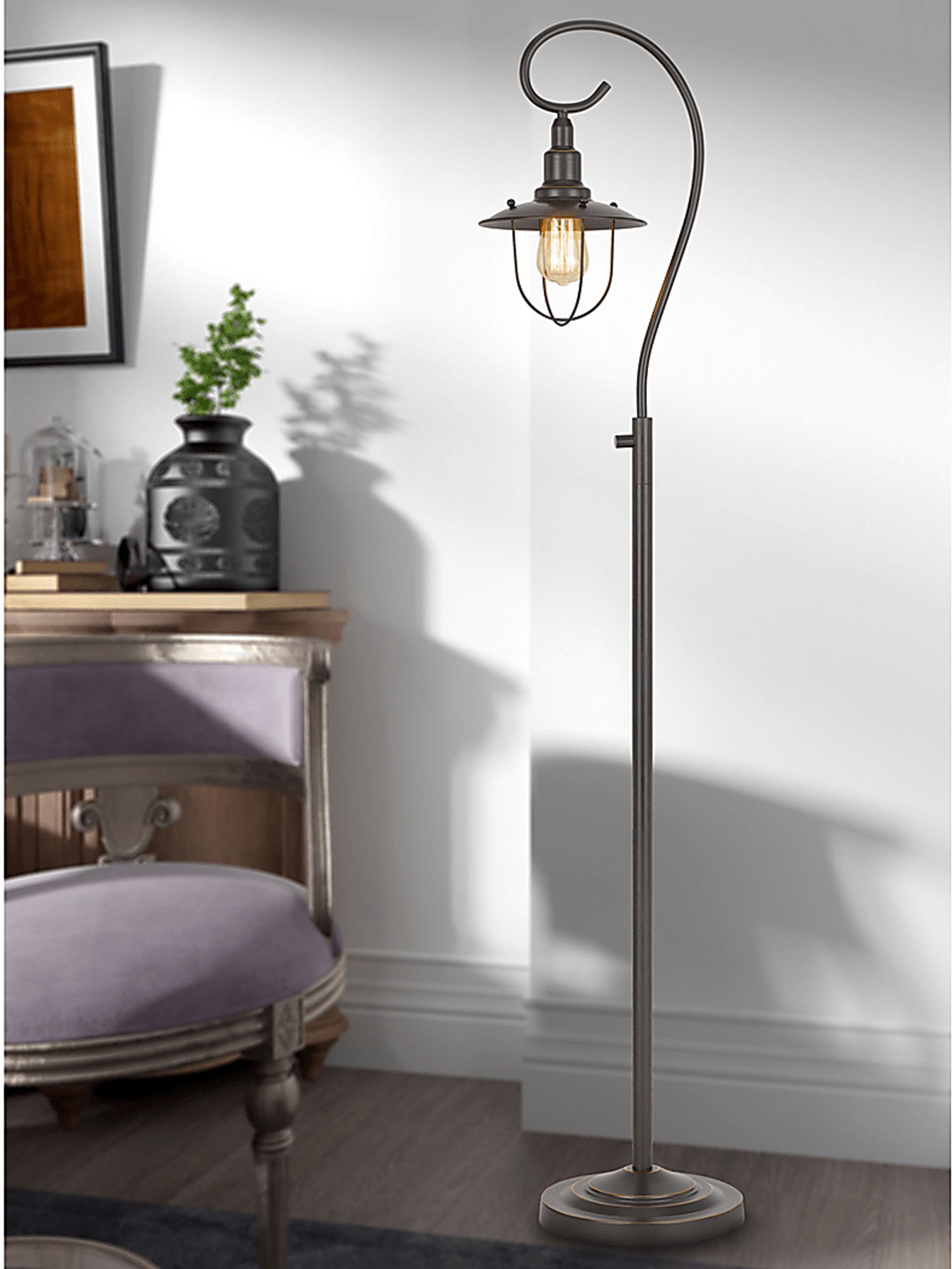 Skyview Post Bronze Floor Lamp - Image 3