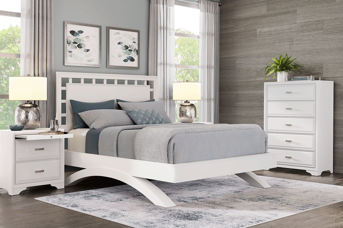 Belcourt 5 Pc White Colors,White King Bedroom Set With Nightstand, Chest, 3 Pc King Lattice ...