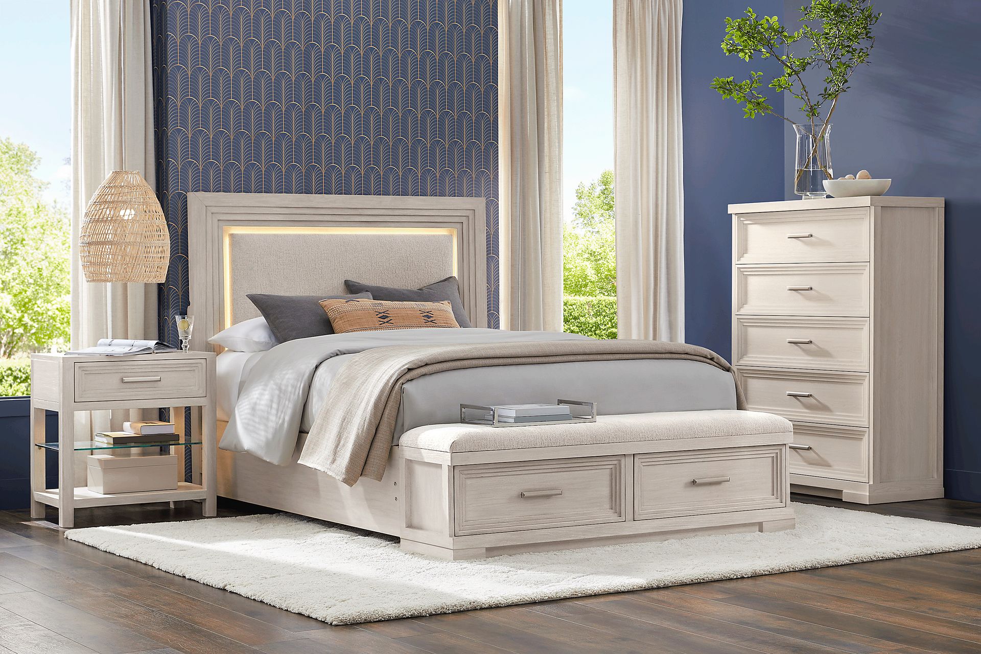 Royal Park Ivory 5 Pc Queen Storage Bedroom - Image 1