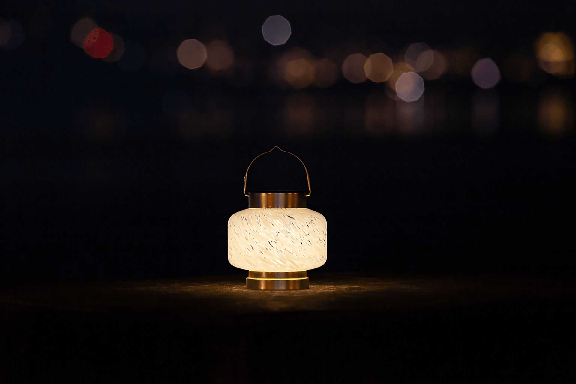 Smay Avenue Outdoor White Solar Lantern - Image 7