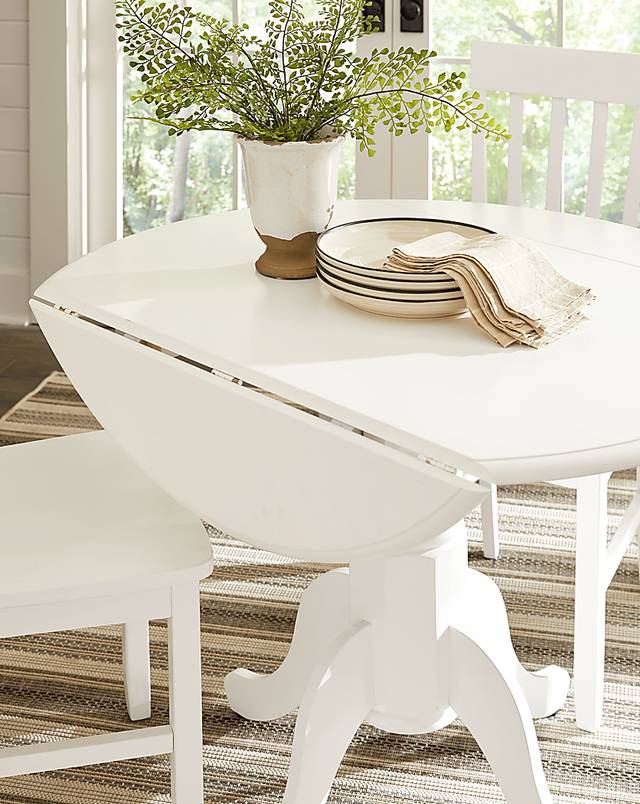 Smithtown White 5 Pc Round Dining Set - Thumbnail - Image 5