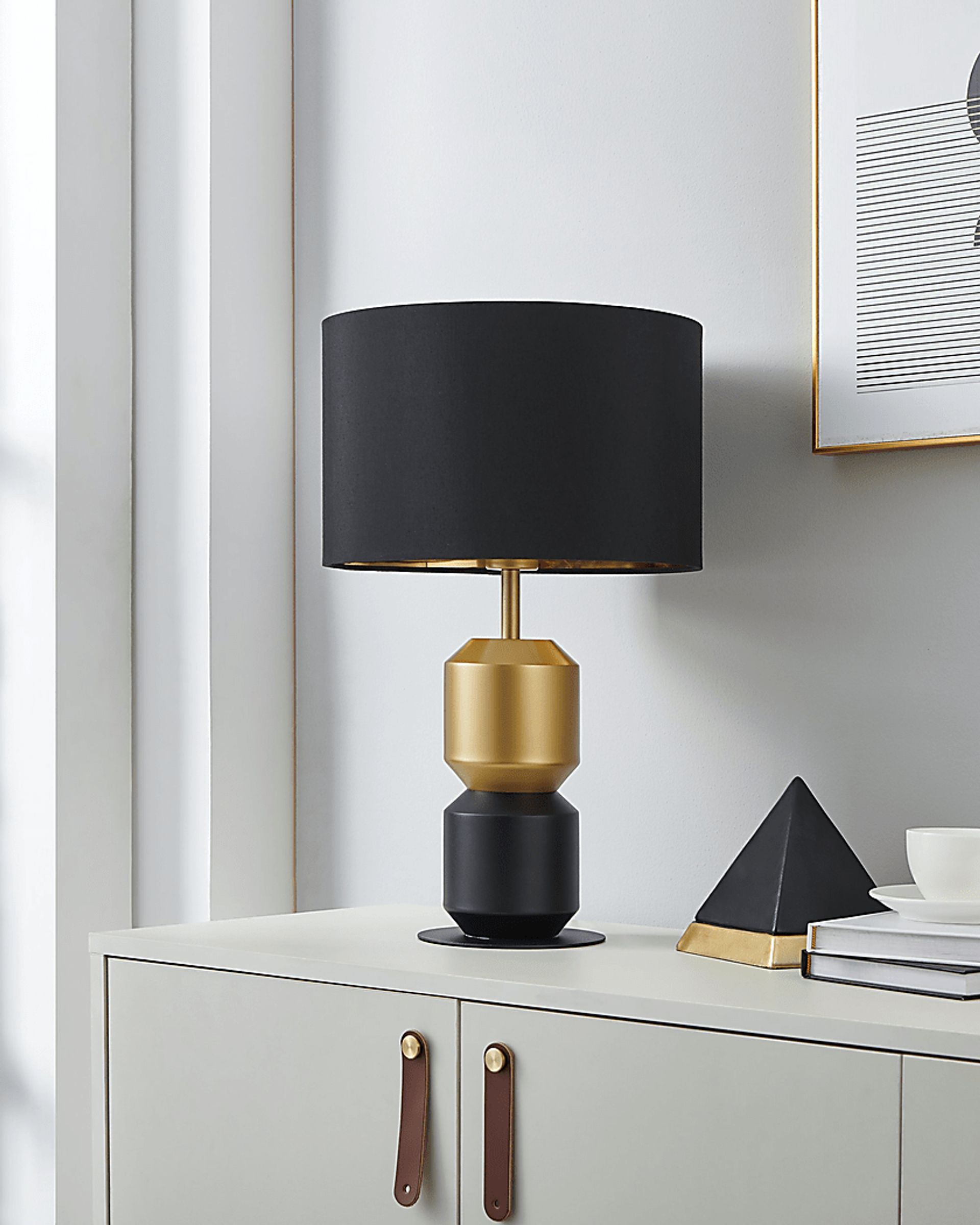 Sobieski Peak Black Lamp - Image 2