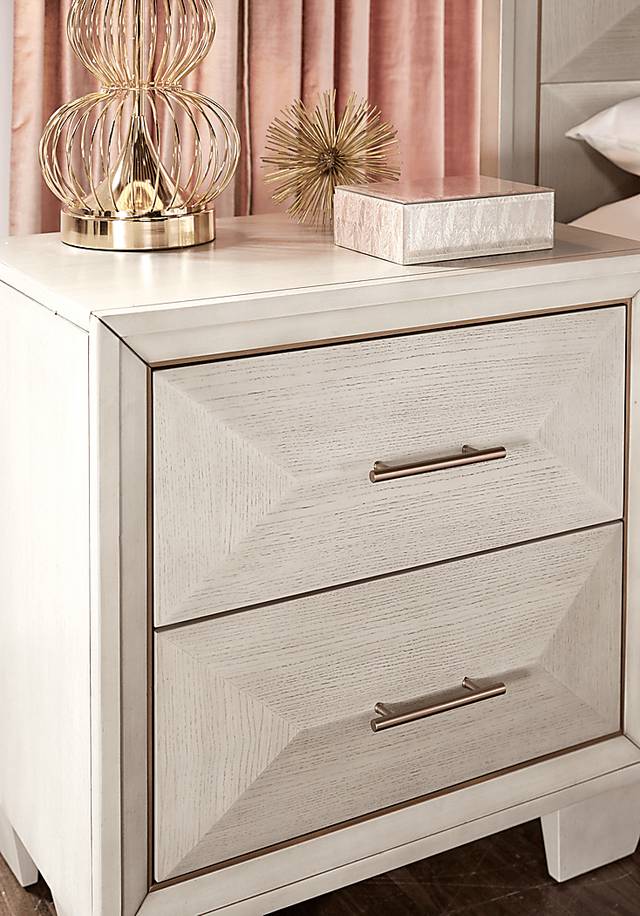 Cambrian Court White 6 Pc Queen Panel Bedroom - Thumbnail - Image 6