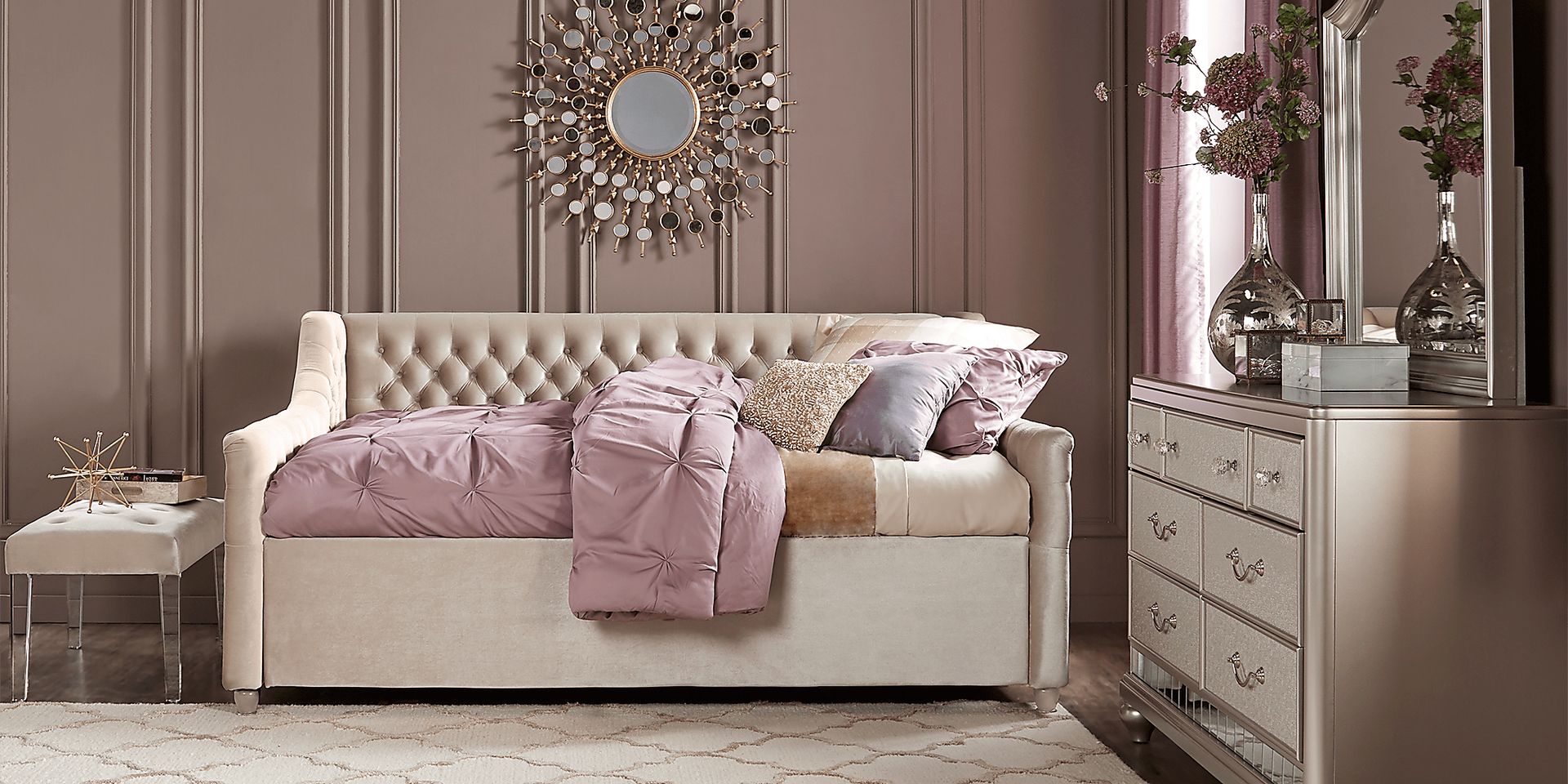 Kids Petit Paris Champagne 5 Pc Full Bedroom with Daybed - Image 1
