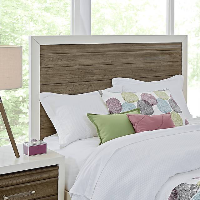 Santa Fiora White 3 Pc King Panel Bed - Thumbnail - Image 4