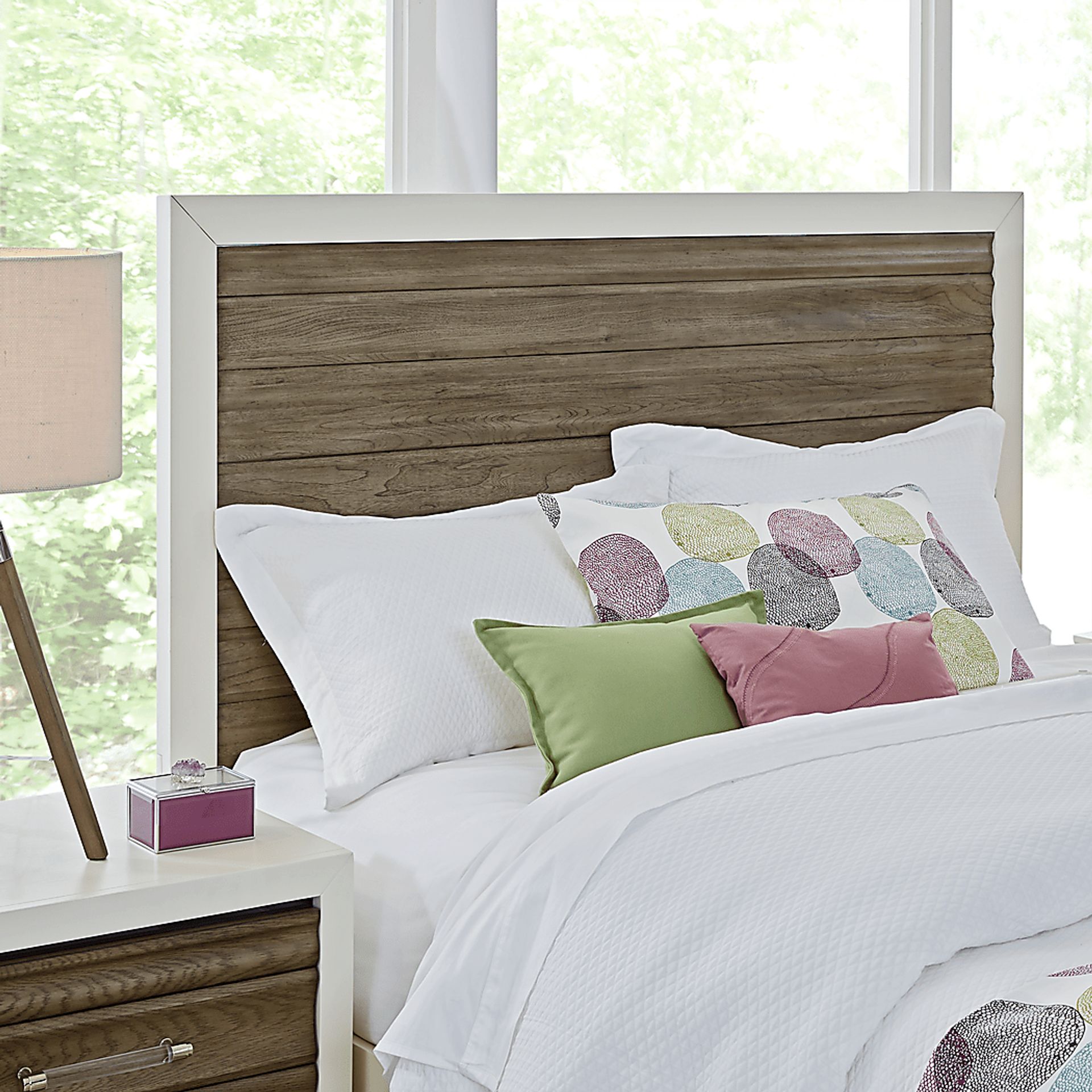 Santa Fiora White 3 Pc Queen Panel Bed - Image 4
