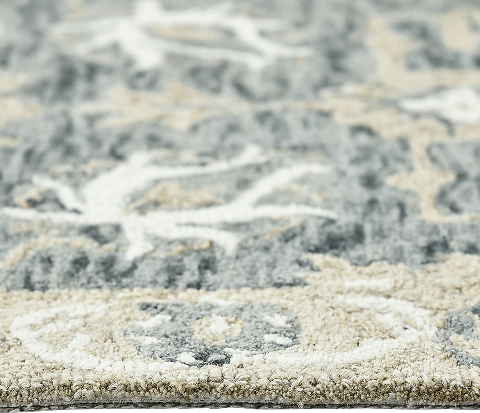 Soline Gray 5' x 8' Rug - Image 3