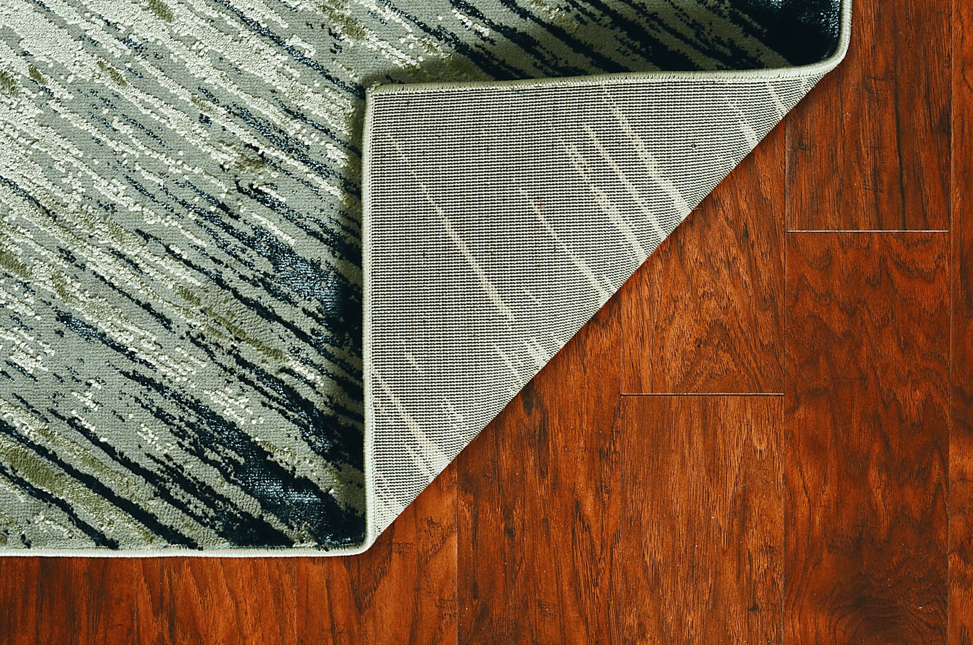Somergeo Gray/Silver 6'7 x 9'6 Rug - Image 5