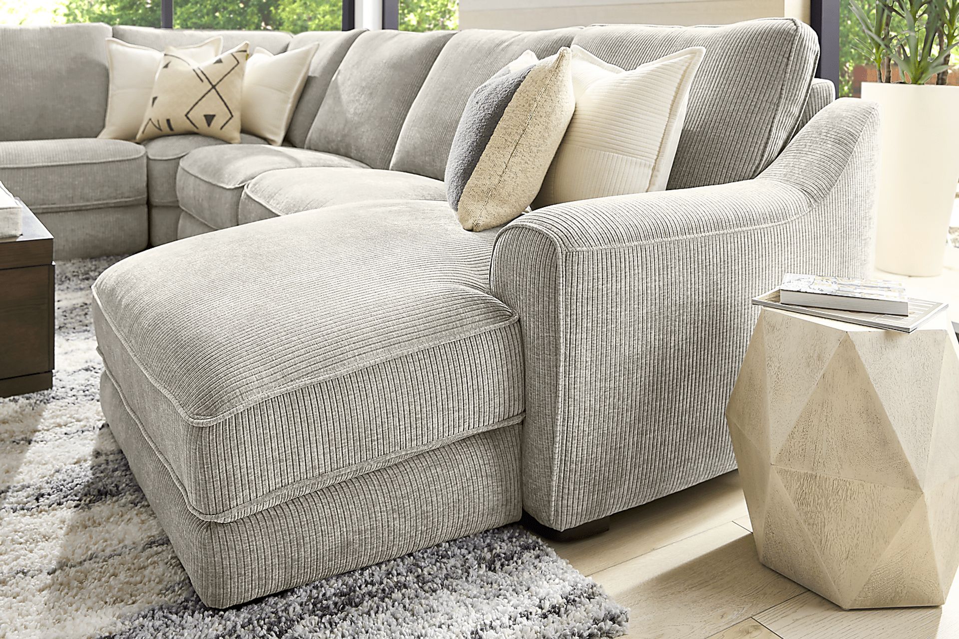 Somerset Gray 6 Pc Dual Power Reclining Sectional - Image 8