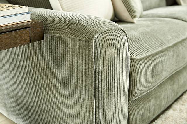Somerset Green 9 Pc Dual Power Reclining Sectional Living Room - Thumbnail - Image 6