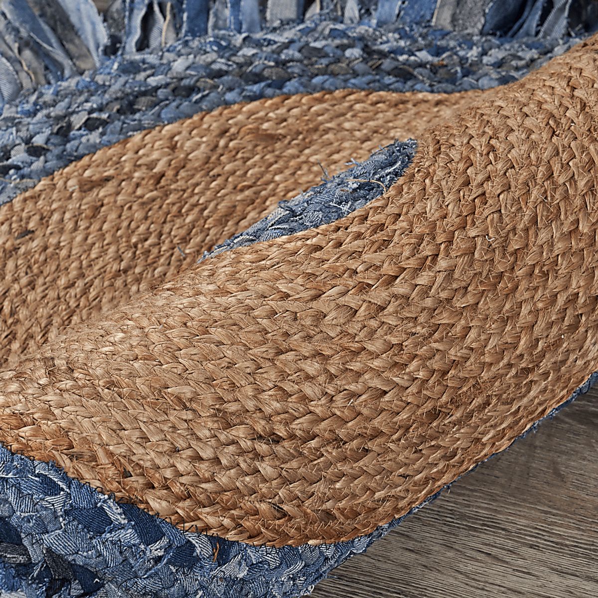 Sonaha Blue Rugs | Rooms to Go