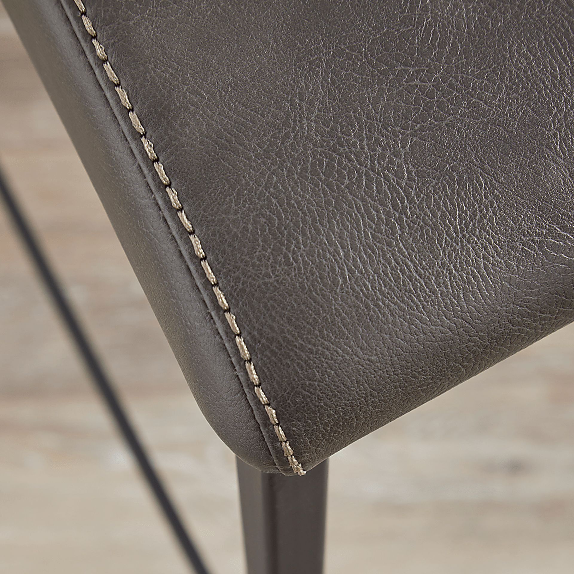 Sonquist Dark Gray Bar Stool - Image 11