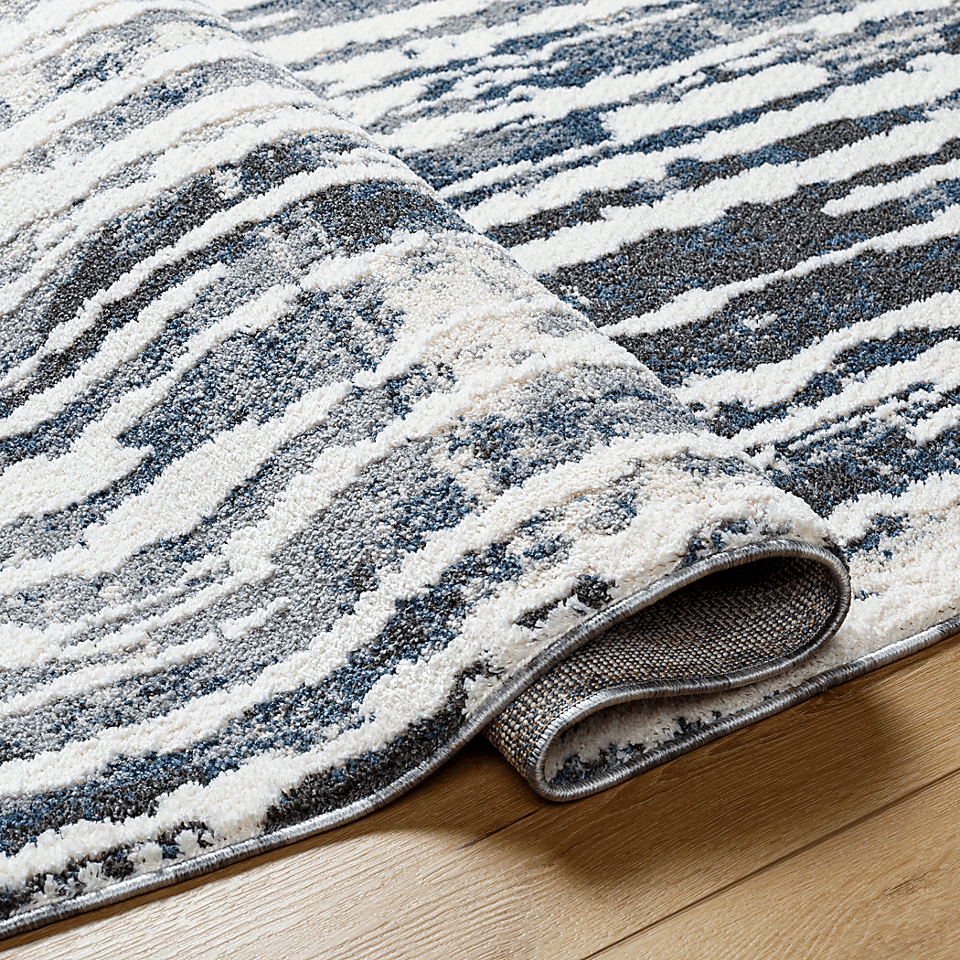 Sontina Blue 5'3 x 7' Area Rug - Image 9