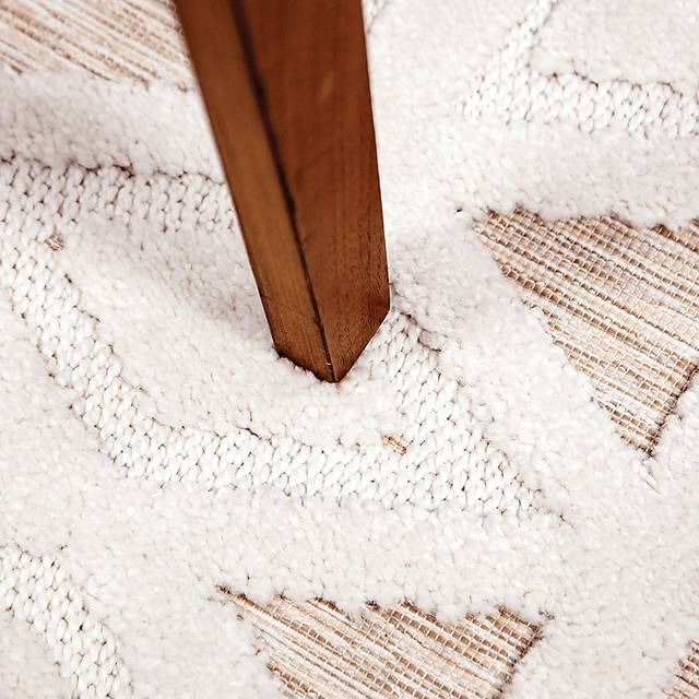 Southaven Beige 5'3 x 7'6 Rug - Thumbnail - Image 4