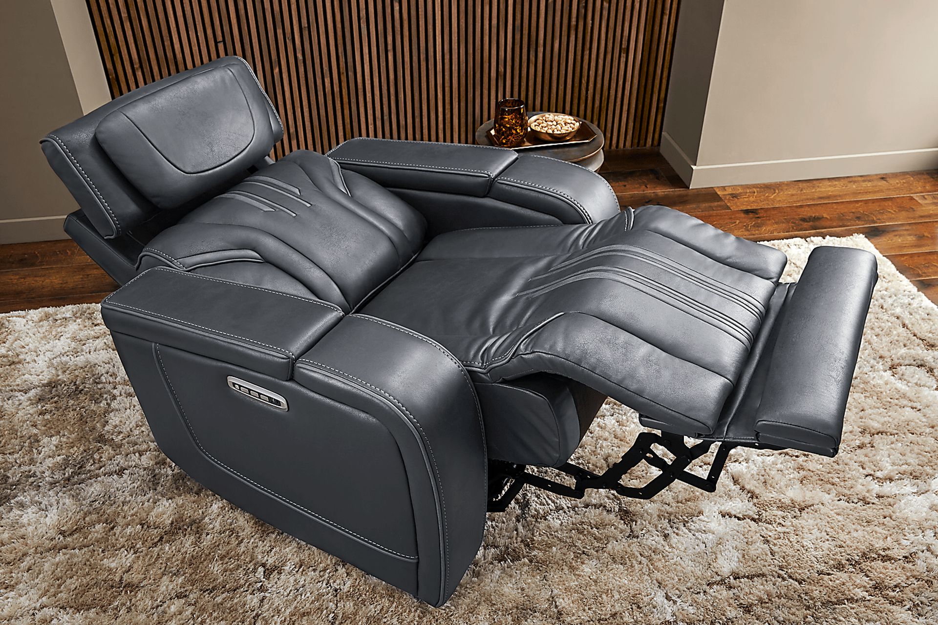 Southlake Navy 8 Pc Living Room with Triple Power Reclining Sofa - Image 13