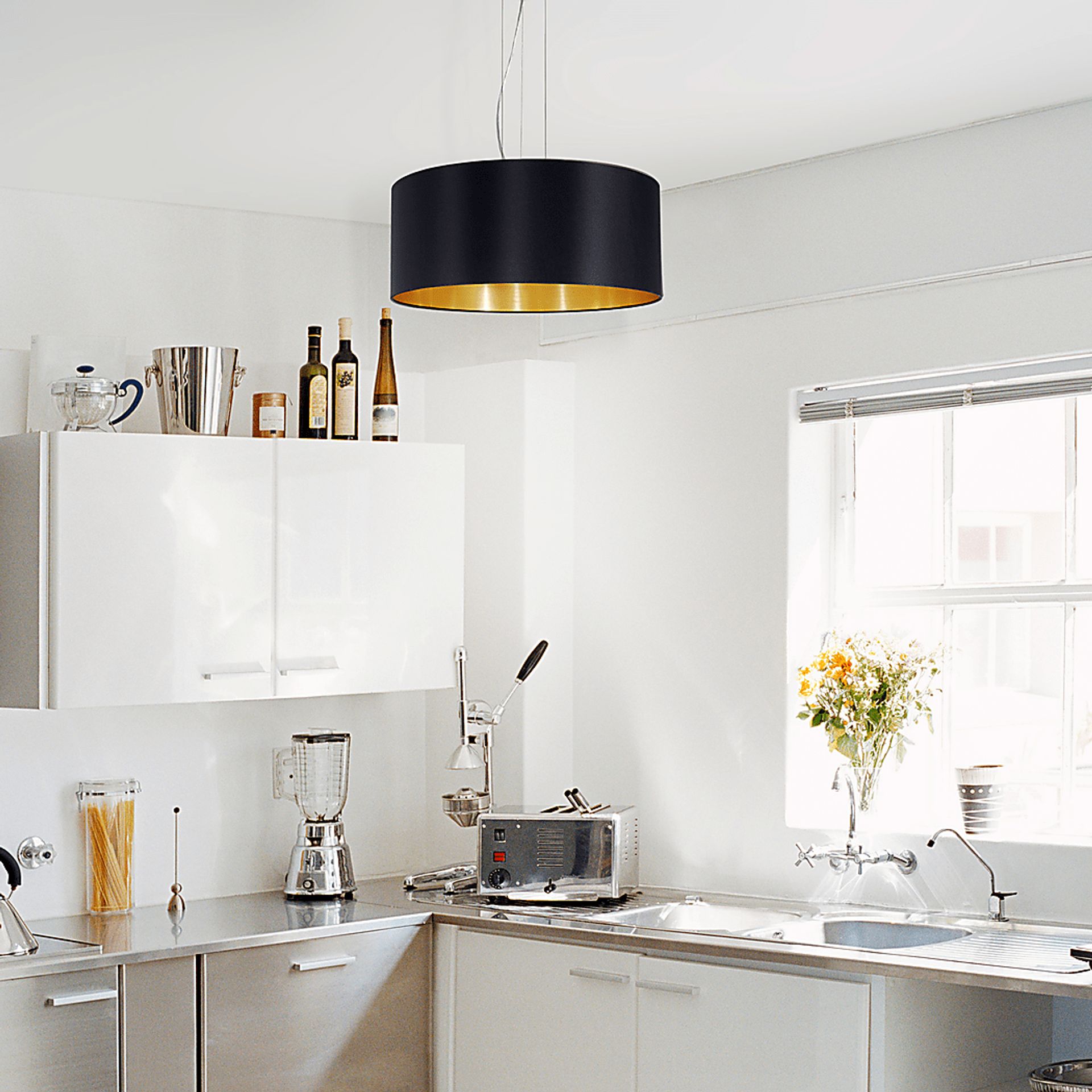 Southwind Black Pendant - Image 2