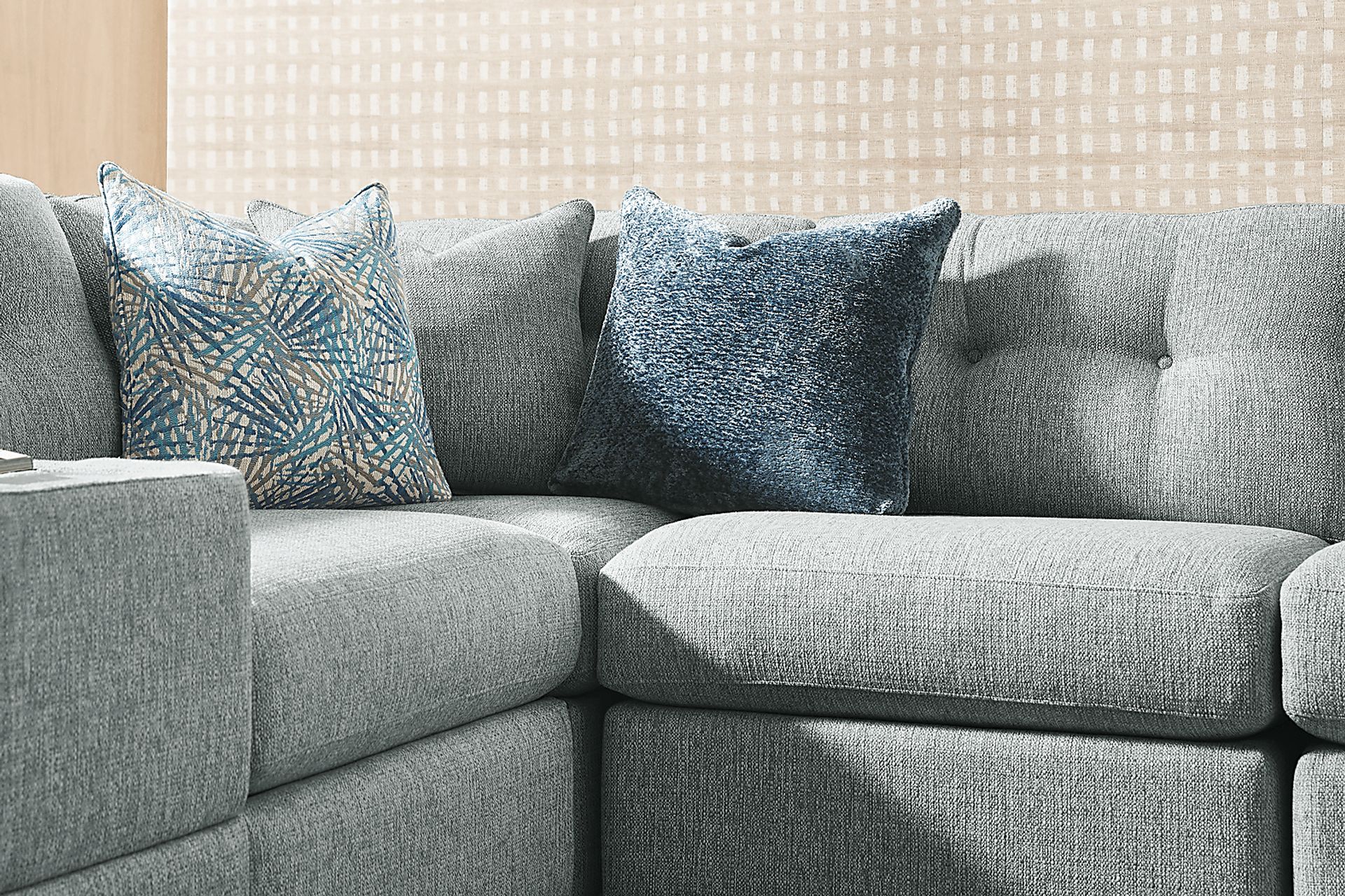 Spa 8 Pc Power Reclining ModularOne with Media Consoles - Image 9