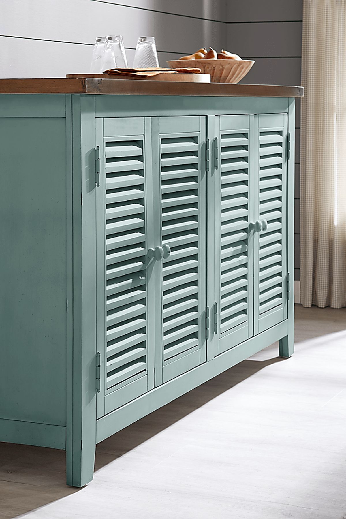 Spring Cottage Blue Colors Server | Rooms to Go