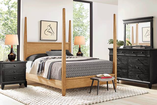 Springville Black 5 Pc Queen Bedroom with Natural Poster Bed - Thumbnail - Image 1