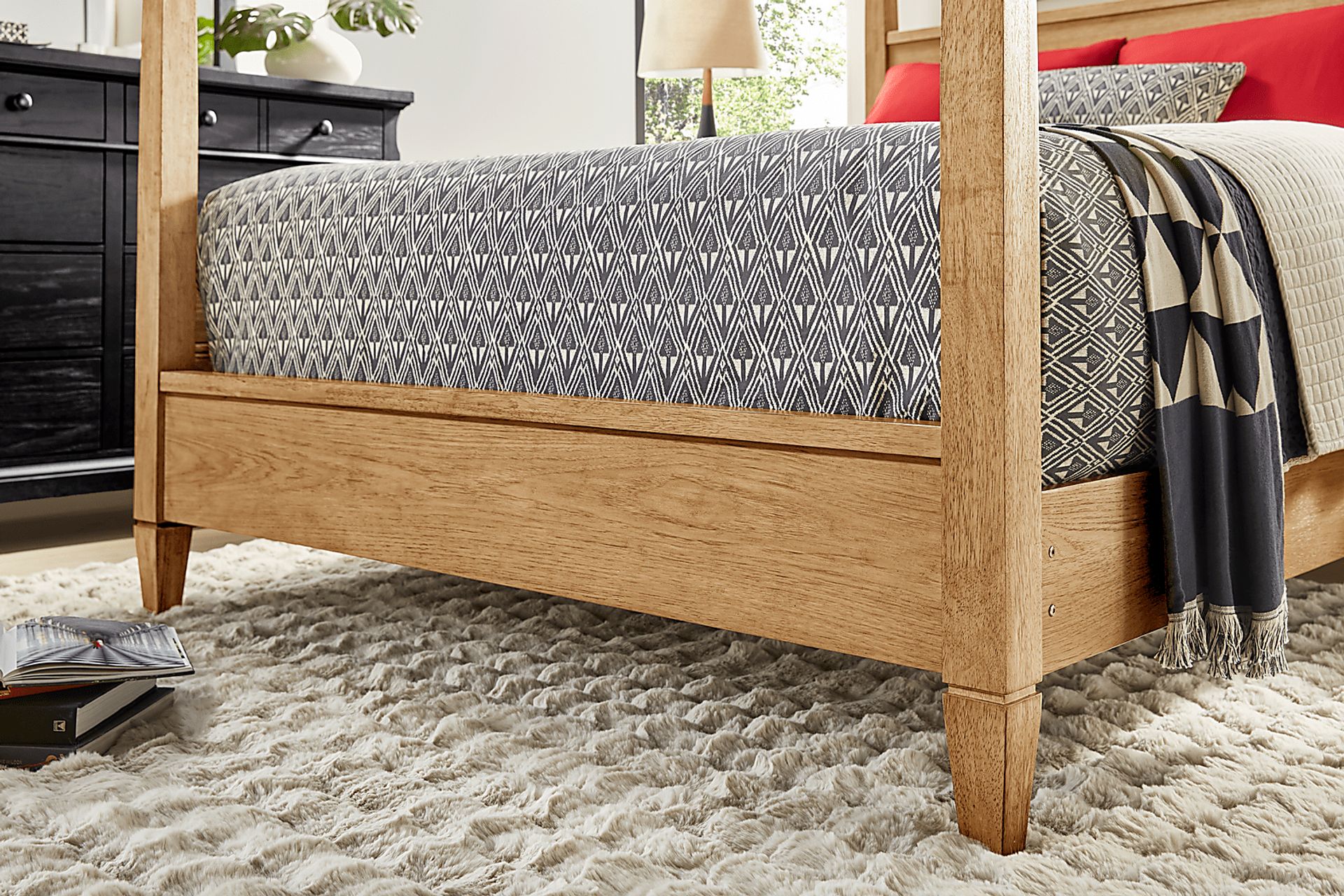 Springville Natural 5 Pc Queen Poster Bedroom - Image 4