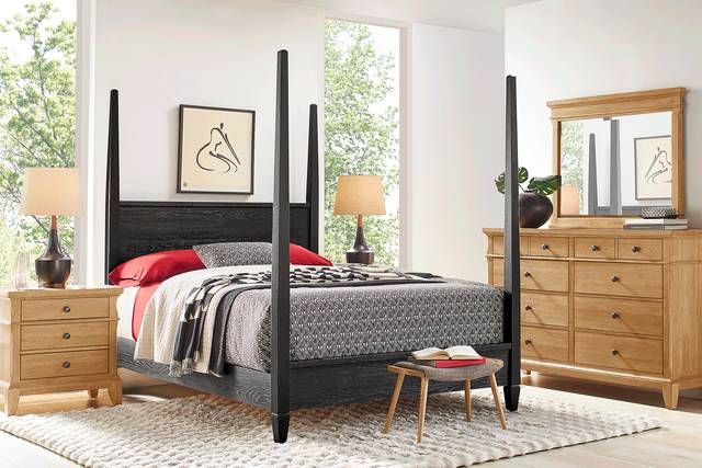 Springville Natural 5 Pc King Bedroom with Black Poster Bed - Thumbnail - Image 1