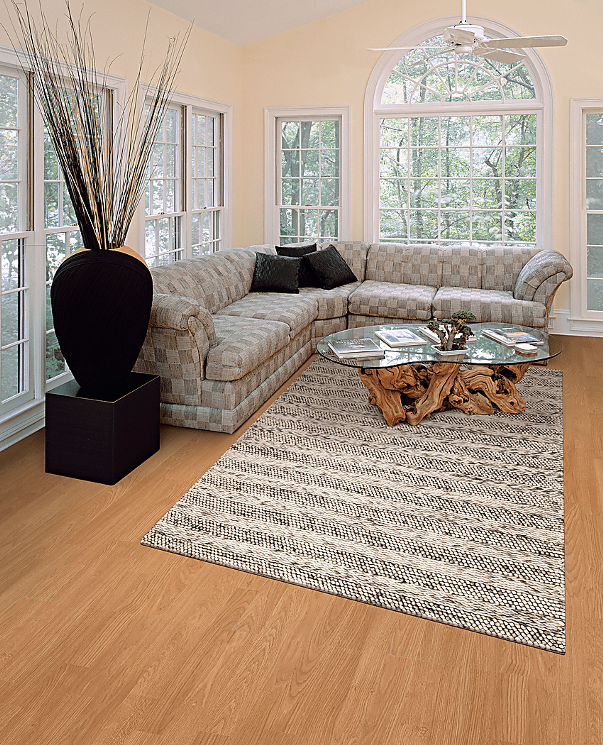 Stamsack Gray 7'6 x 9'6 Rug - Image 2