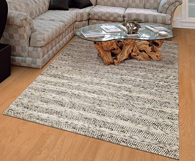 Stamsack Gray 7'6 x 9'6 Rug - Thumbnail - Image 3