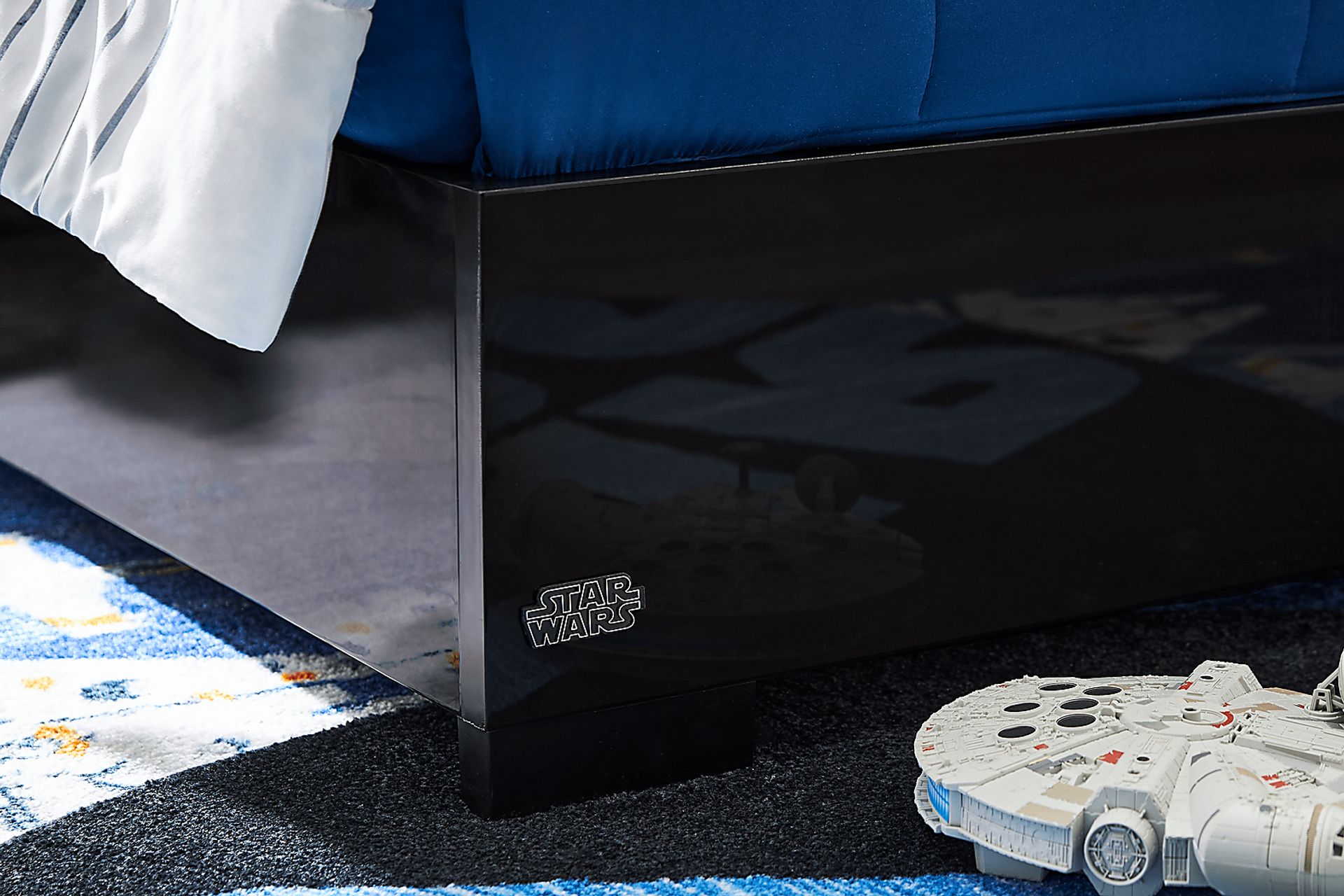 Star Wars Black Twin Lighted Bedroom - Image 4