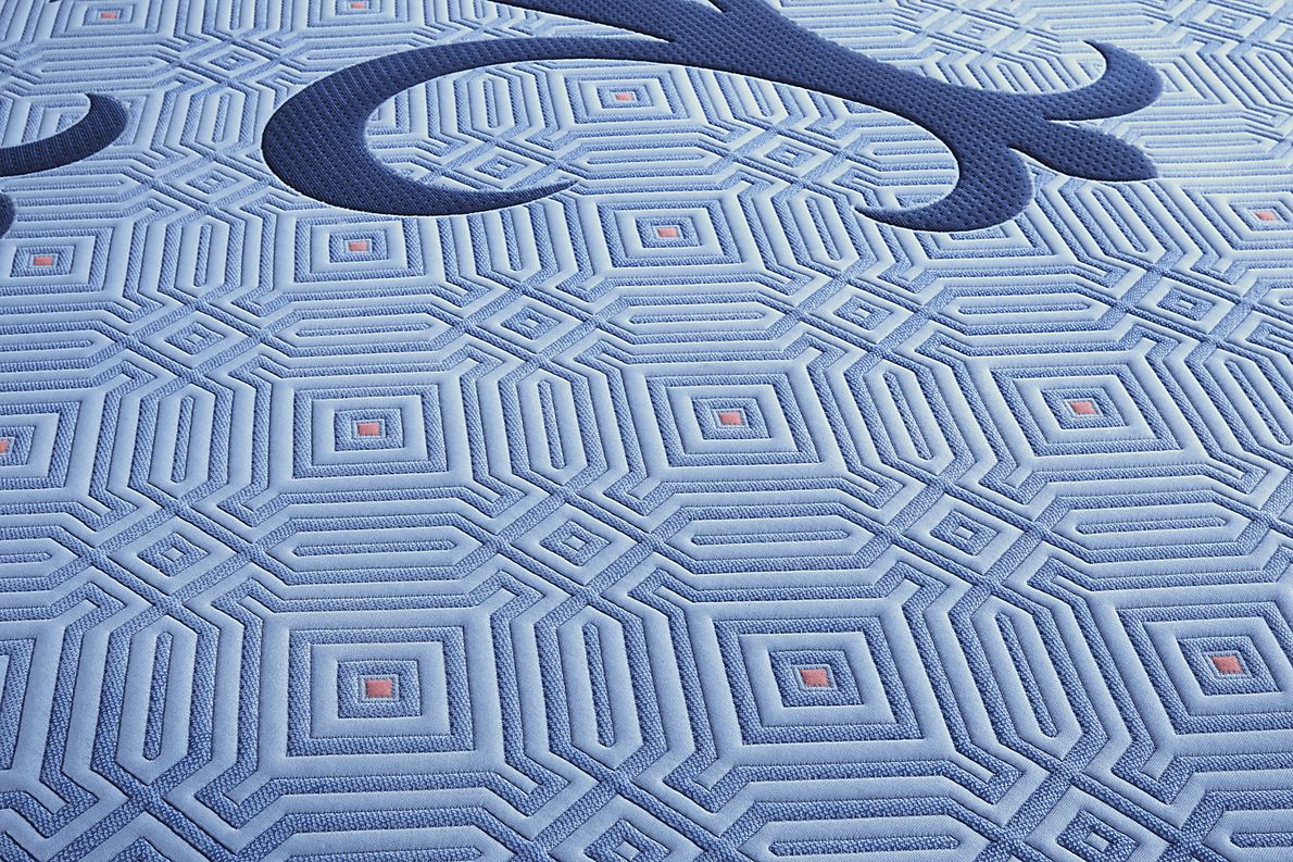 Stearns and Foster Lux Hybrid Firm California King Mattress Rooms To Go