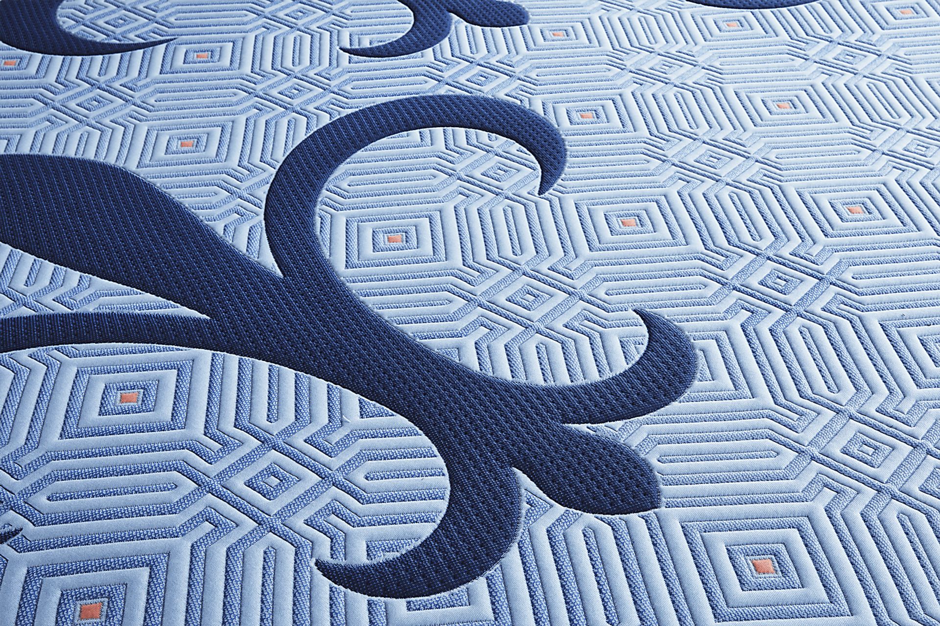 Stearns and Foster Lux Hybrid Medium King Mattress - Image 3